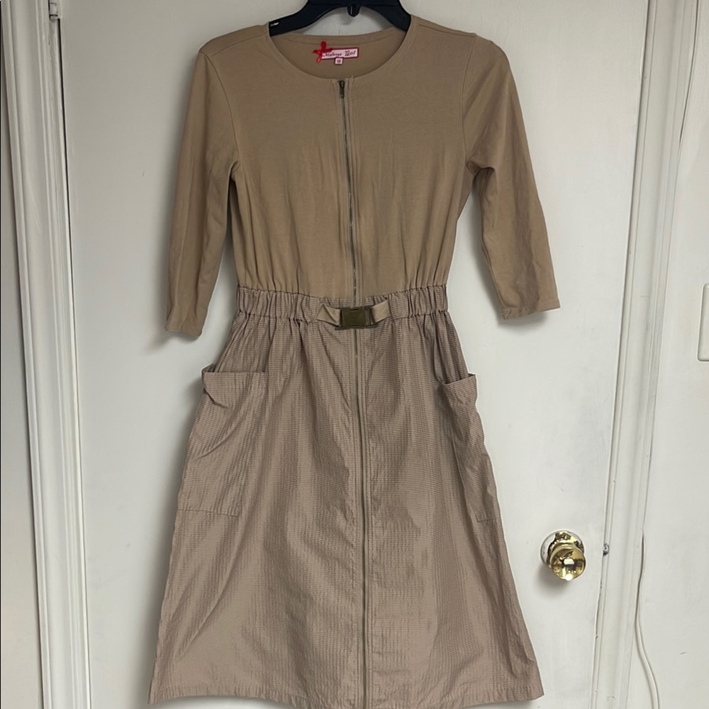 Elegant Tan Dress with Zipper Detail for girls size 18 excellent conditi…